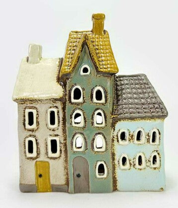 Triple house tealight 2